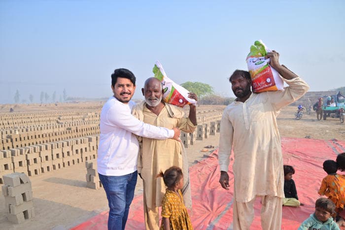 Food distribution - image 3