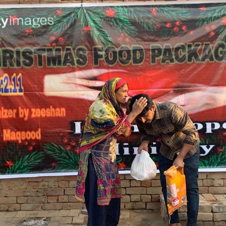 Blanket distribution to community